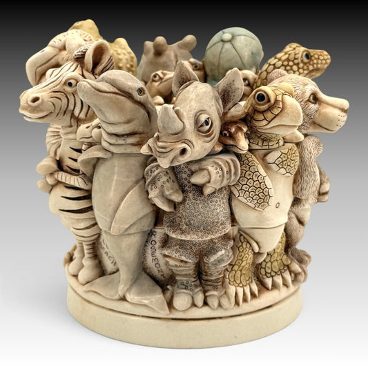 Harmony Kingdom Perfect Ten RW05HKX Peter Calvesbert Archive