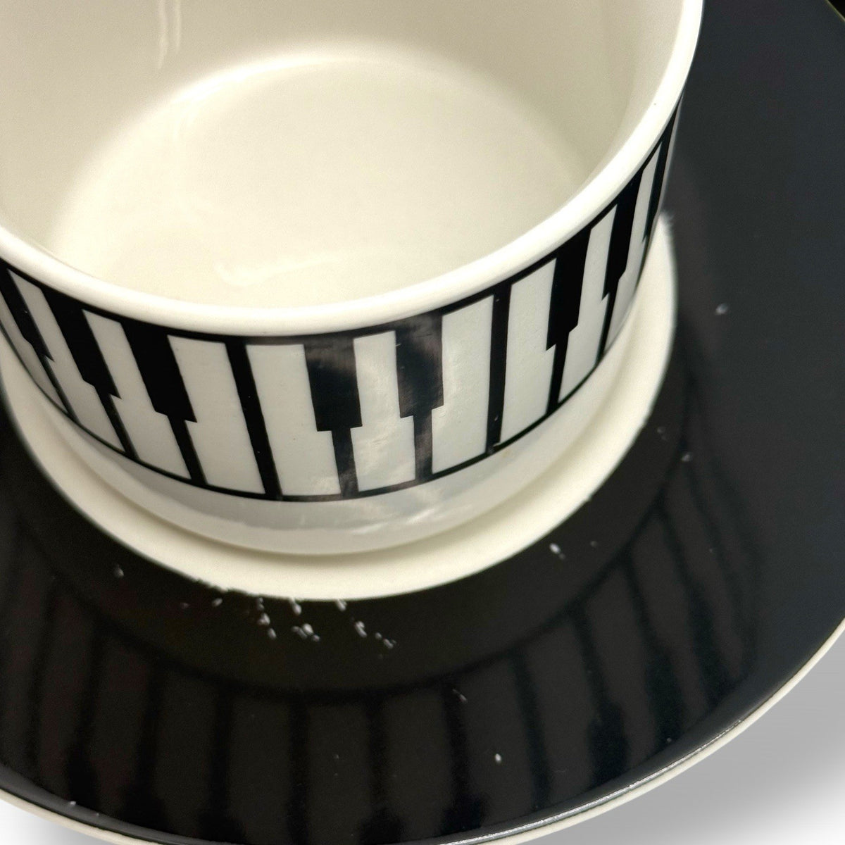 Set of 4 ALBERT ELOVITZ Piano Keys CUPS & SAUCERS Black & White Stoneware 1998