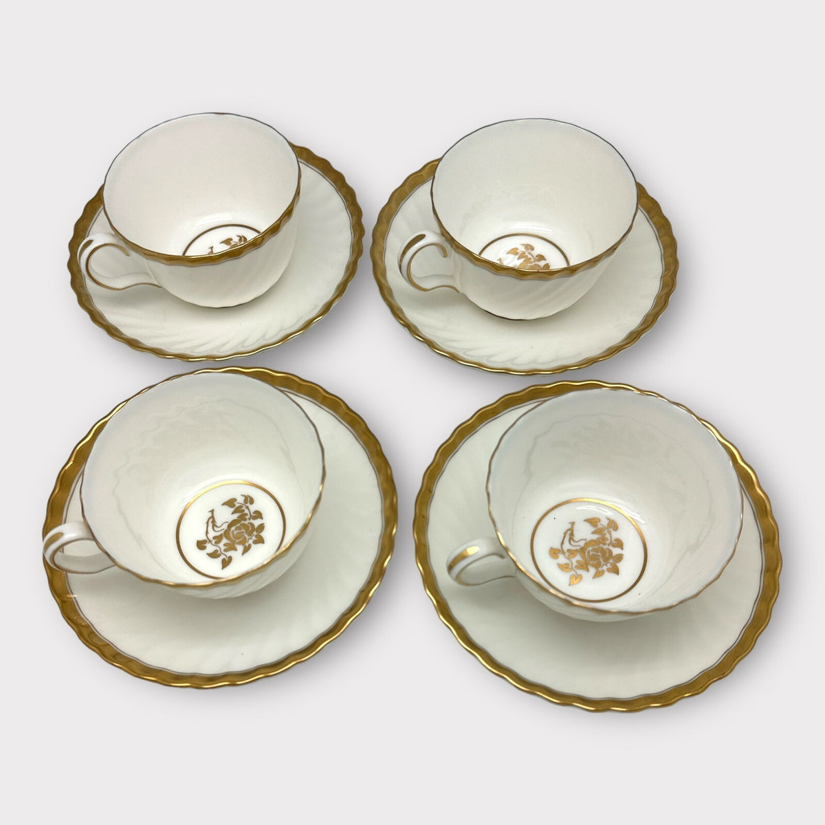 Set of 4 Minton GOLD ROSE H4680 CUPS & SAUCERS Scalloped Fluted England