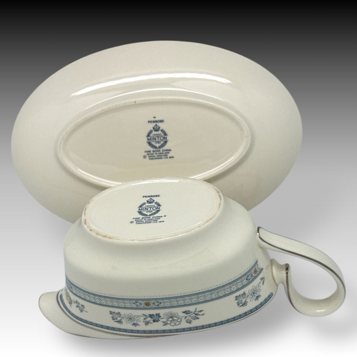 Minton PENROSE Gravy Boat & Underplate FINE BONE CHINA England ROYAL DOULTON '76