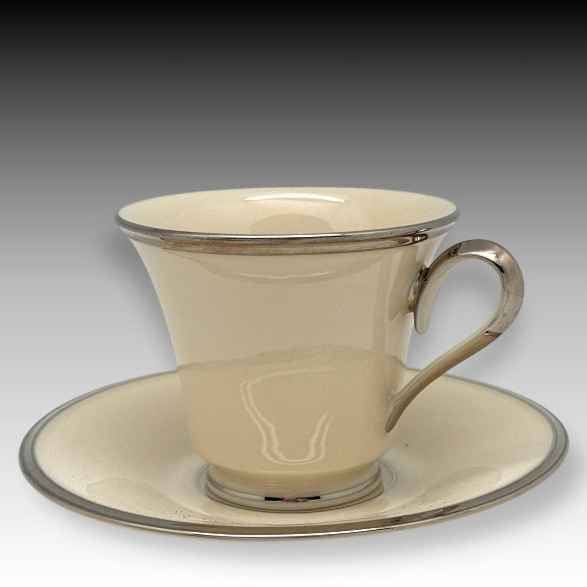 Set of 4 Lenox Solitaire Ivory Platinum 8 oz Cups & Saucers USA Bone China EUC