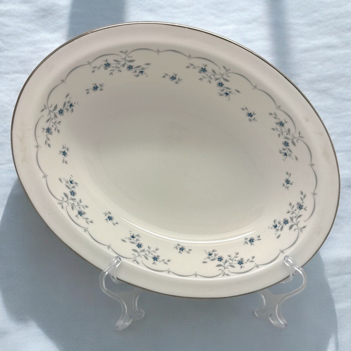 1941-1974 Royal Doulton COTILLION Oval  VEGETABLE  BOWL 10 3/4" England