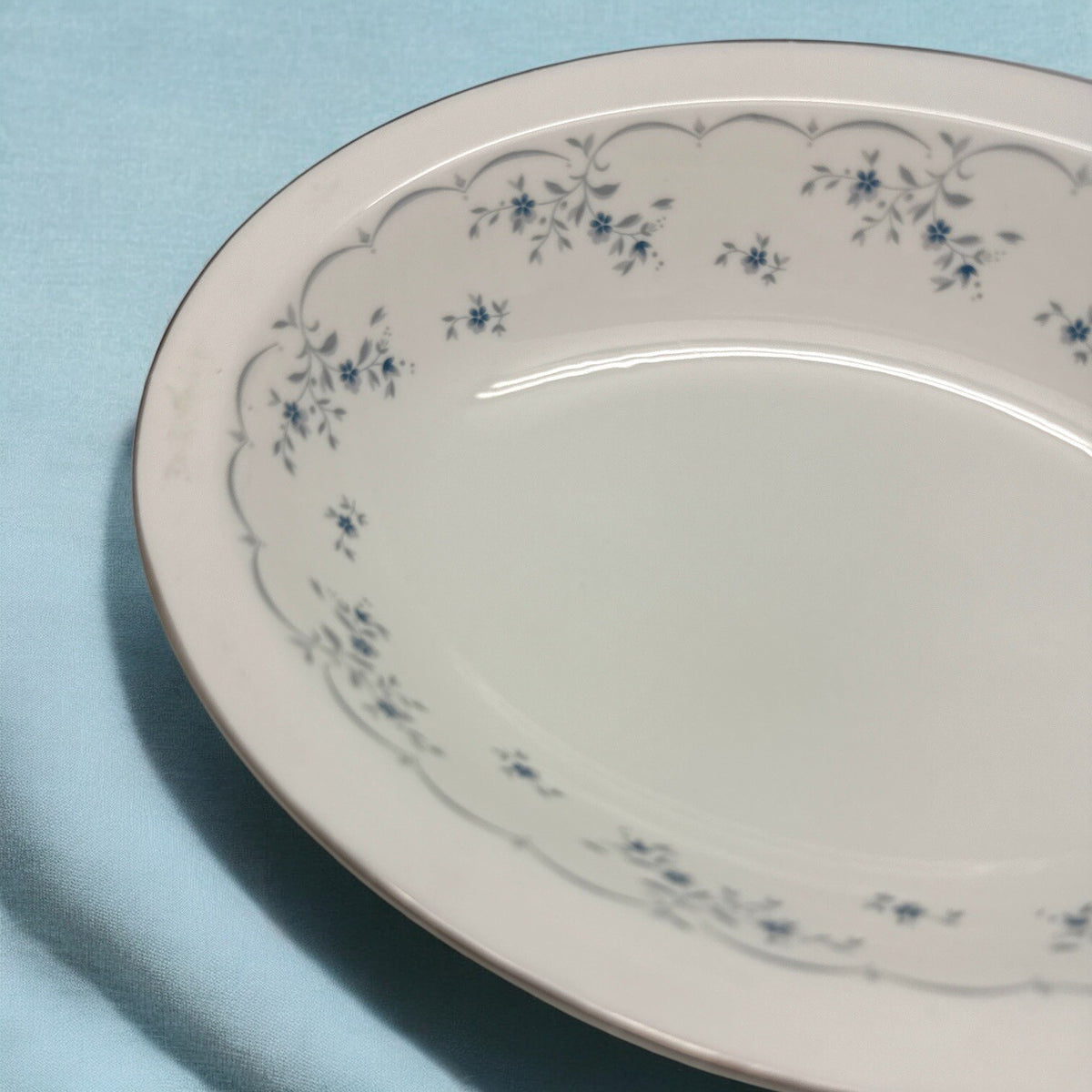 1941-1974 Royal Doulton COTILLION Oval  VEGETABLE  BOWL 10 3/4" England