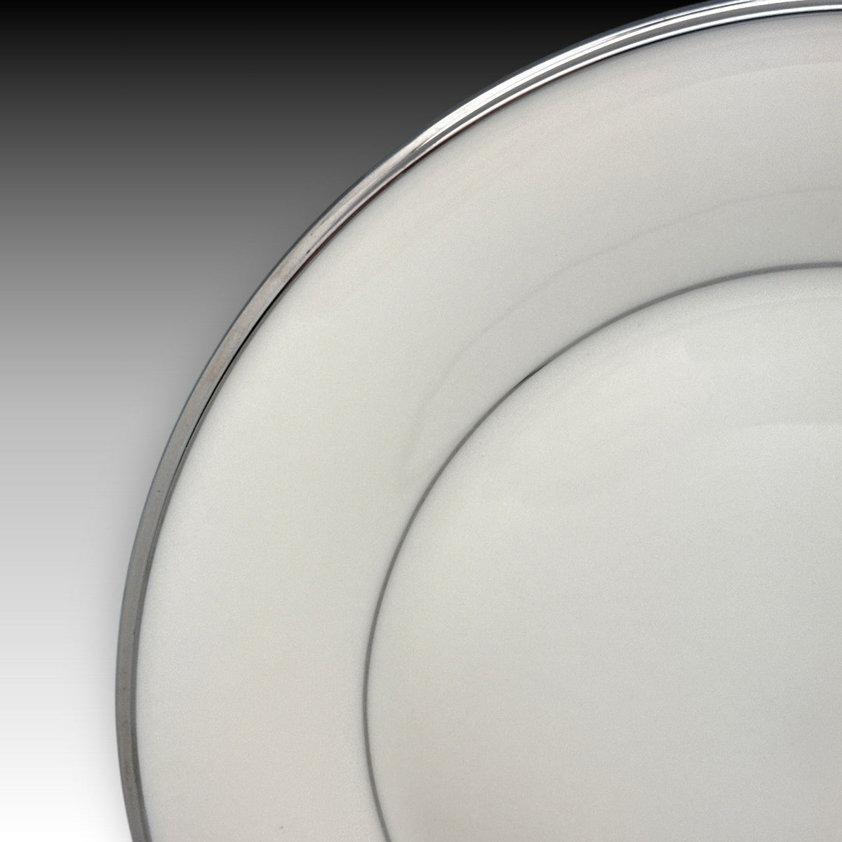 Set of 4 Lenox Solitaire Ivory Platinum Dinner Plates 10.5" USA Bone China EUC