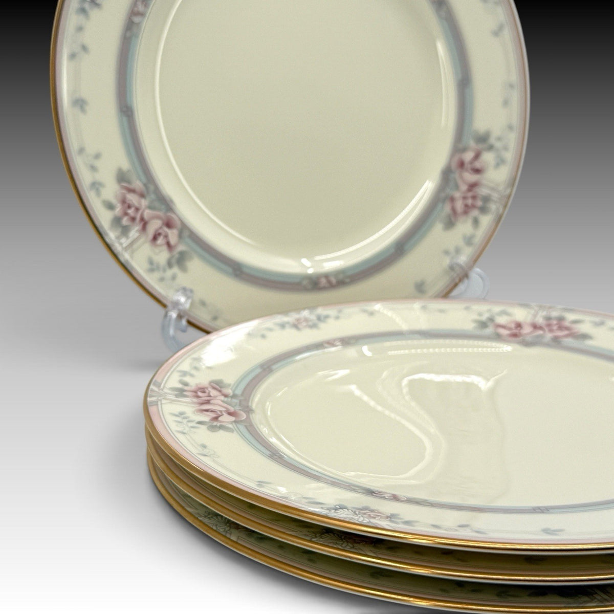 Noritake Magnificence 9736 Bone China Salad Plates Set 4 Gold Trim Japan 8.25"