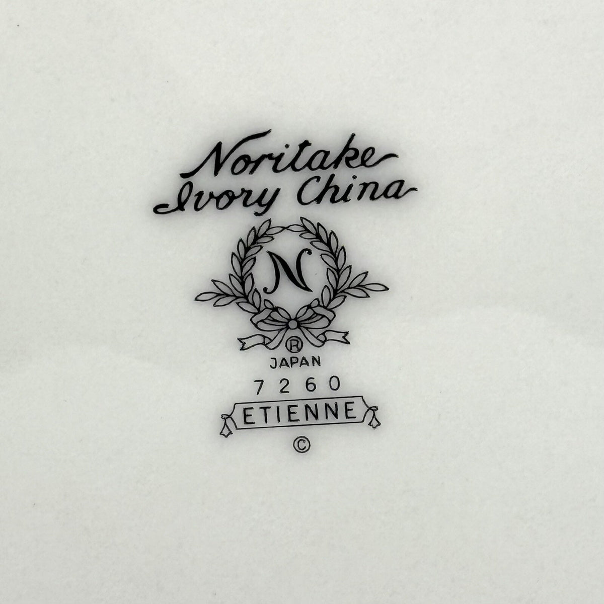 Set of 4 Noritake Ivory China ETIENNE 10.5” DINNER PLATES #7260 Japan