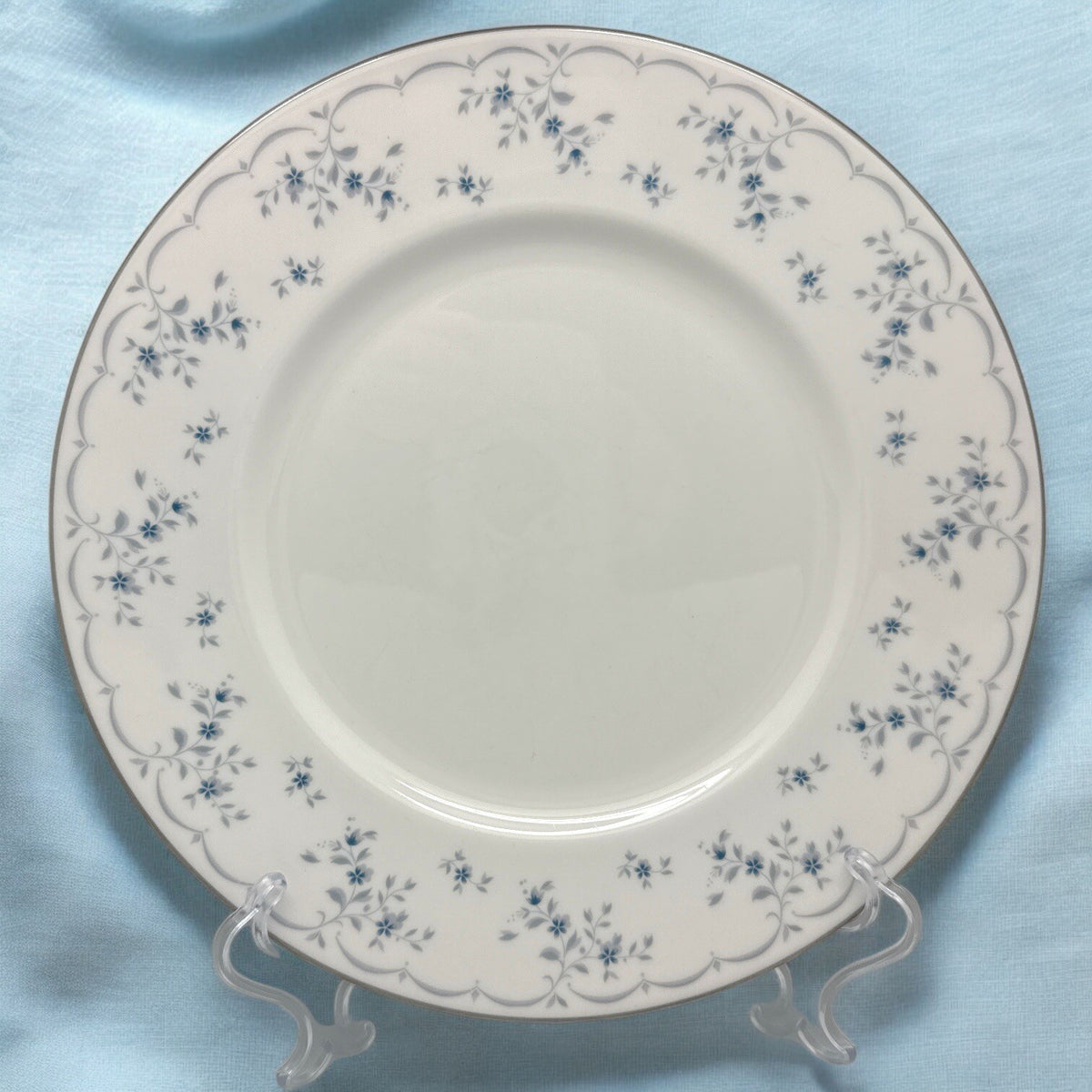 Set of Five 1941-1974 Royal Doulton COTILLION DINNER PLATES 10.75” England