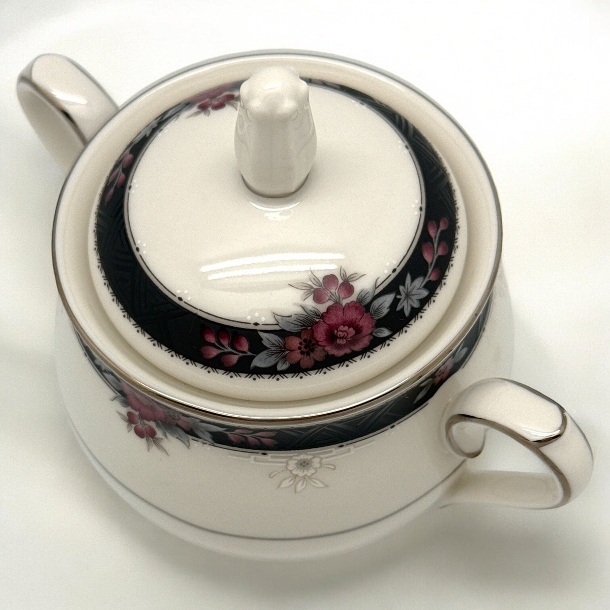 Vintage Noritake Ivory China ETIENNE COVERED SUGAR BOWL 5" Tall w/ Lid