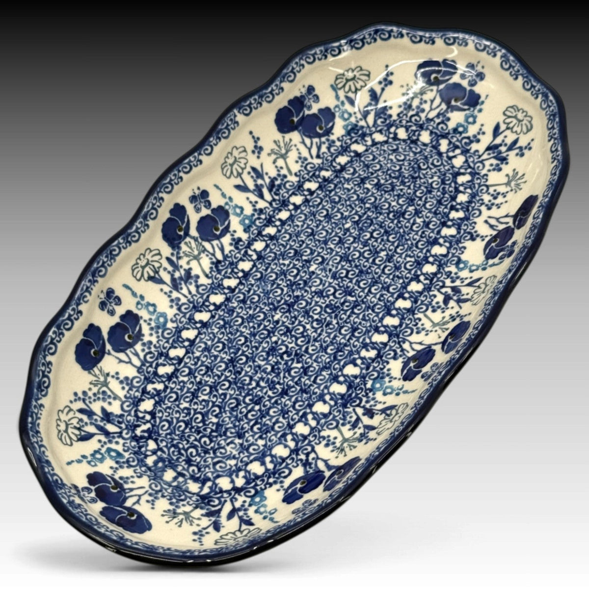 Evening Poppy scalloped oval tray view 2