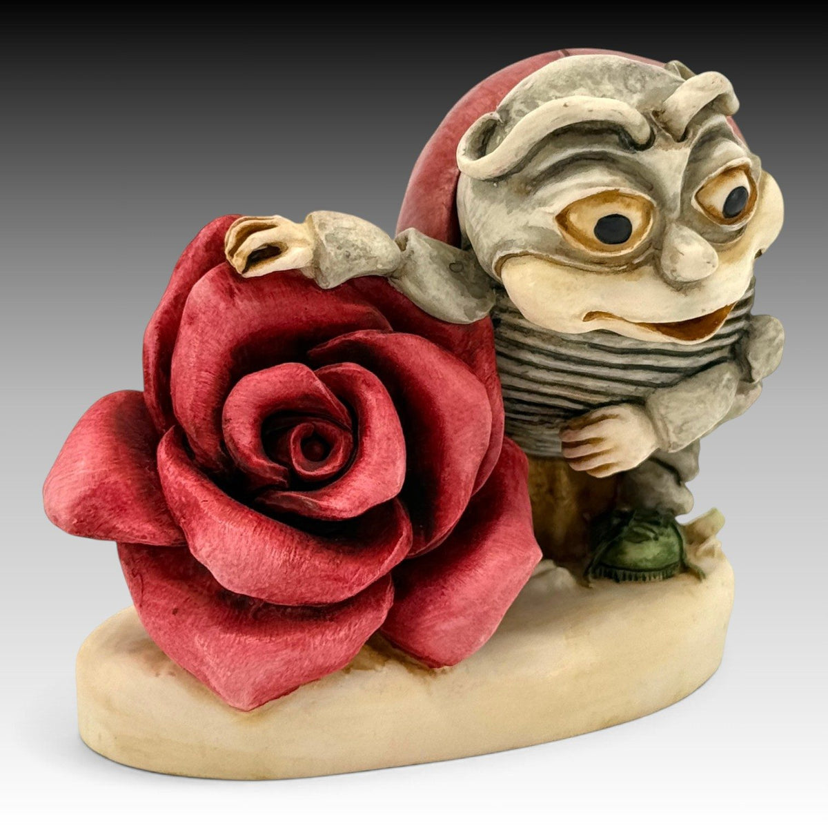 Harmony Kingdom Byron's Lonely Hearts Club RW99LB Royal Watch 1999