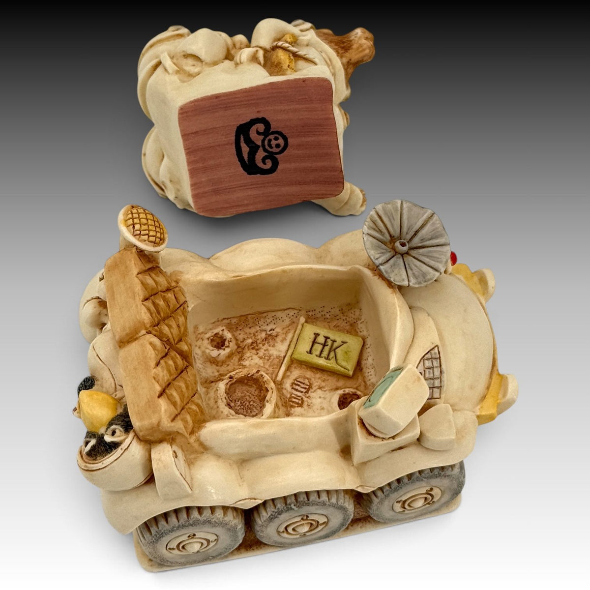Harmony Kingdom Moon Rovers RWFAB2 Royal Watch Archive Sherman Drackett 2001