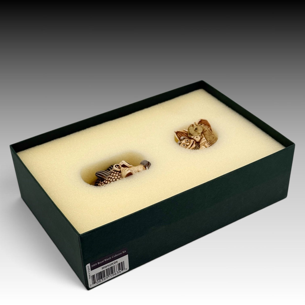 Harmony Kingdom Punk Hedgehog Redux RWIGK05 2005 Royal Watch Club Kit
