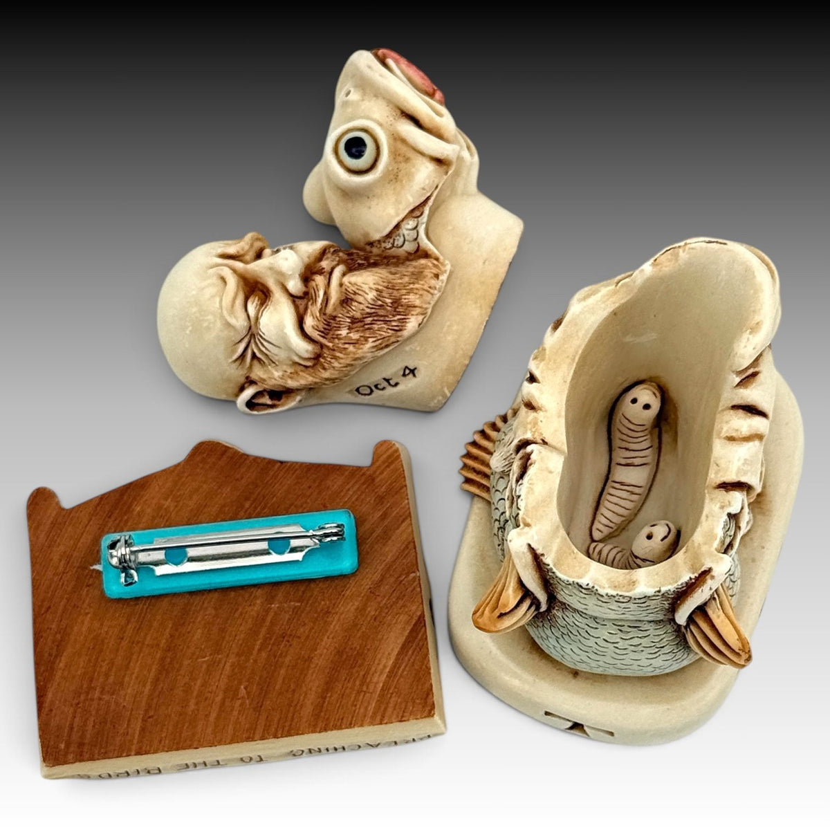 Harmony Kingdom Pax Et Bonum RWIGK06 2006 Royal Watch Club Kit Box Pin
