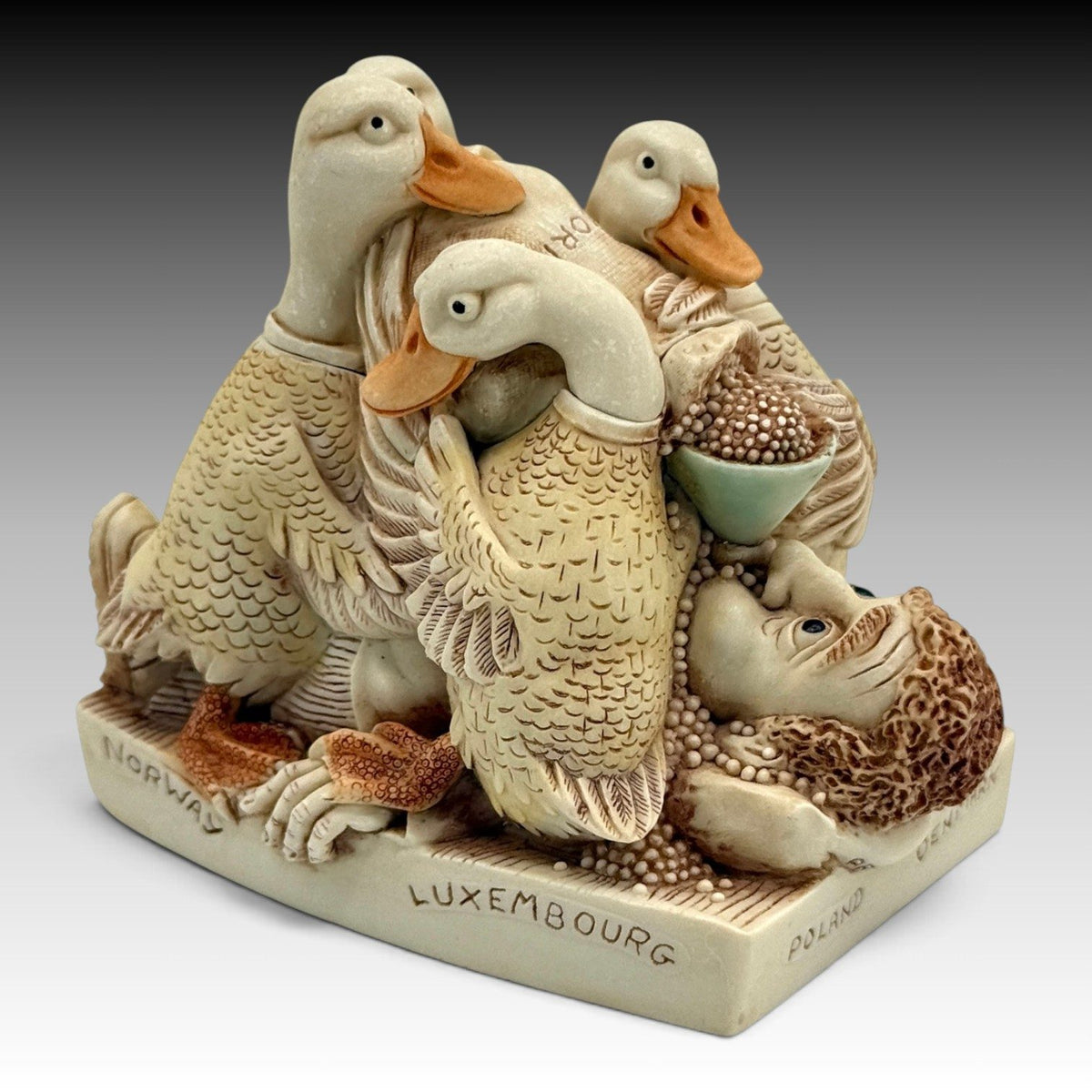Harmony Kingdom Coup d'etat TJBB08 Black Box Limited Edition Archive