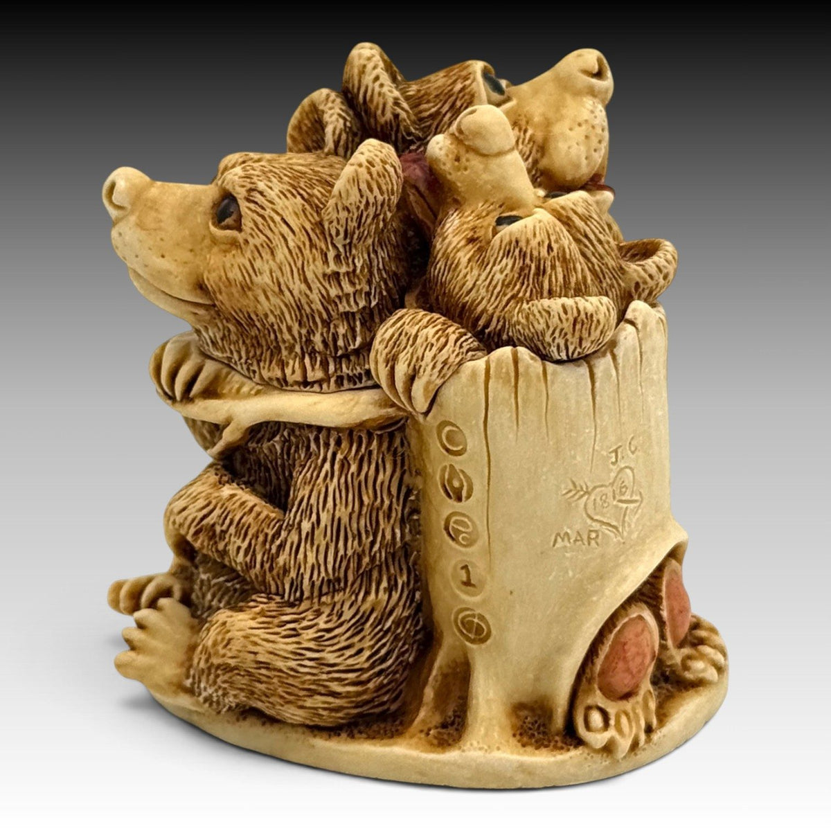 Harmony Kingdom Oktobearfest TJEVBE97 1997 Event Box Figurine Archive