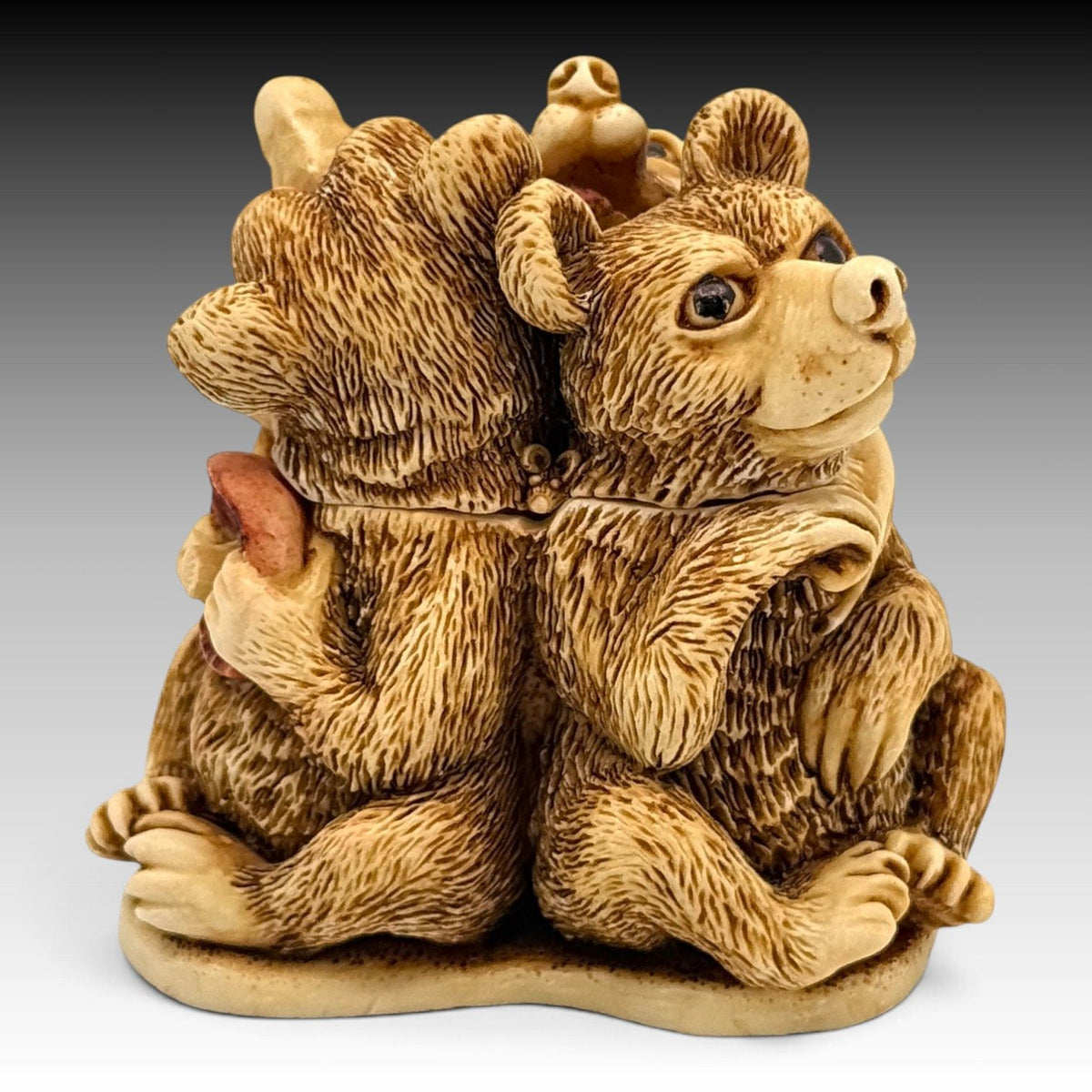 Harmony Kingdom Oktobearfest TJEVBE97 1997 Event Box Figurine Archive