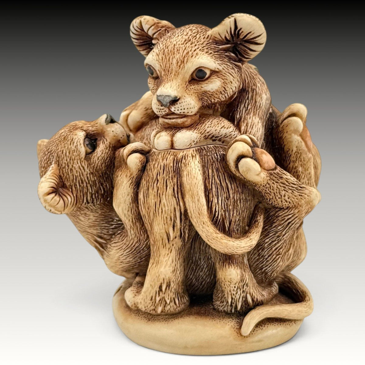 Harmony Kingdom Rough and Tumble TJLI2 Lion Cubs Treasure Jest England