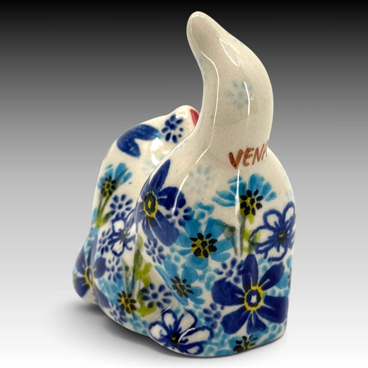 Vena Polish Pottery Kitten Cat Figurine VU527 Hand Painted Boleslawiec Poland view 2