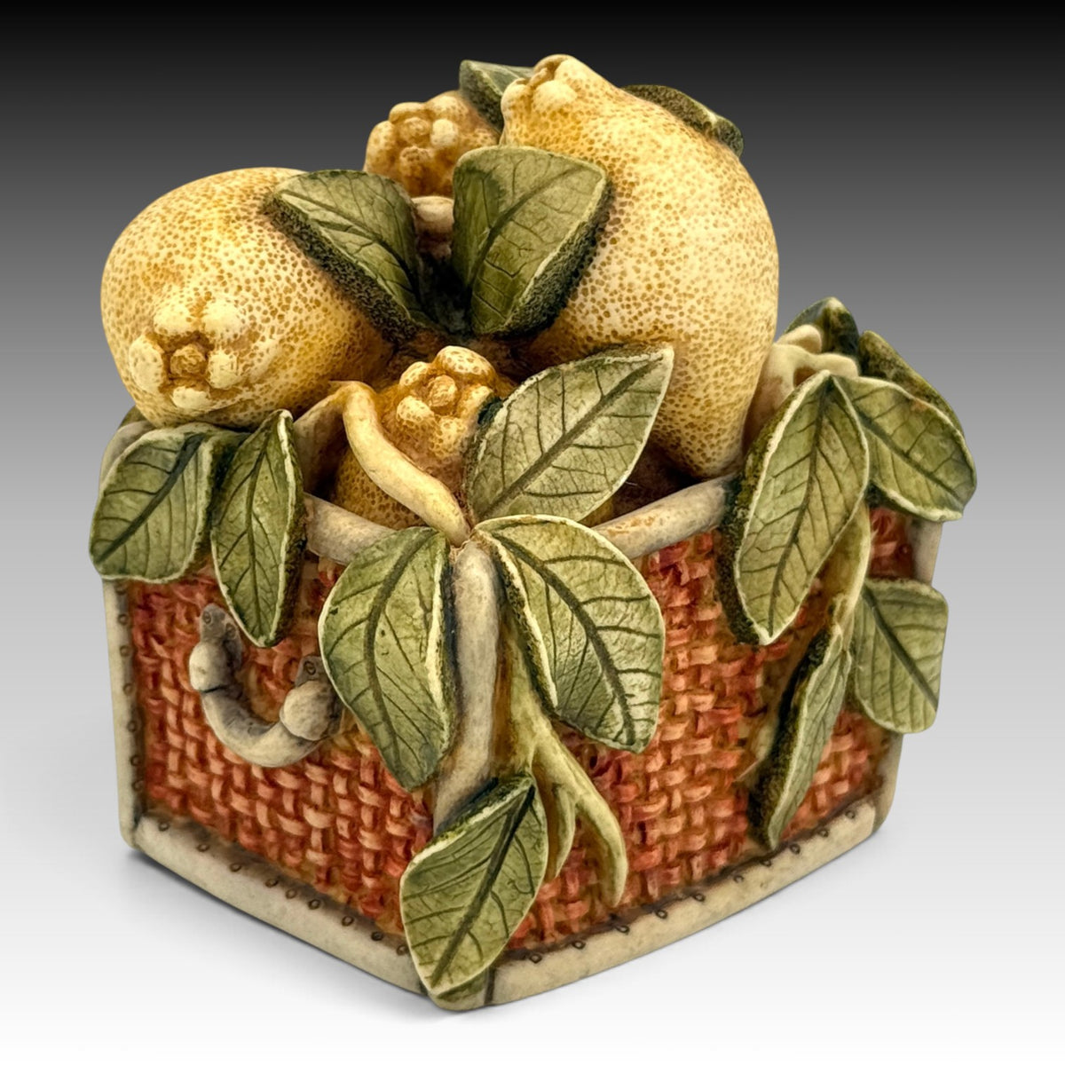 Harmony Kingdom Lemon HG4LE